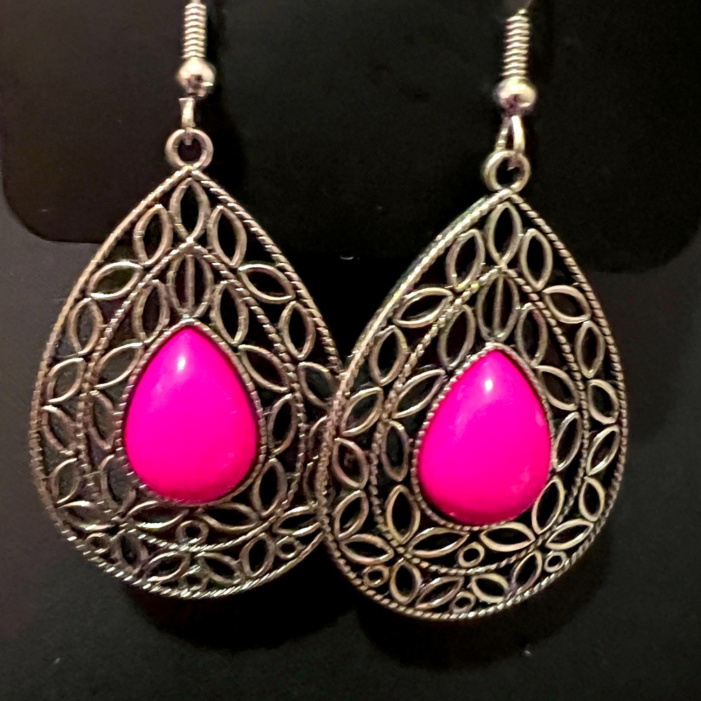 Pink Teardrop Earrings